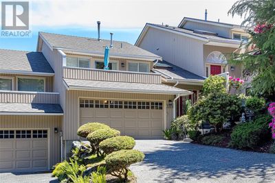 3321 Edgewood Dr, Townhouse with 2 bedrooms, 2 bathrooms and 4 parking in Nanaimo BC | Image 2