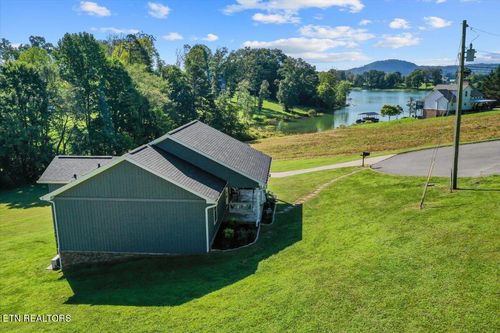 430 Cherokee Cv, Rutledge, TN, 37861-5927 | Card Image