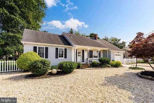 415 Sea Bright Rd, Forked River, NJ, 08731-4950 | Card Image