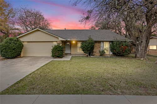 502 Charlotte St, Greenville, TX, 75402-8007 | Card Image