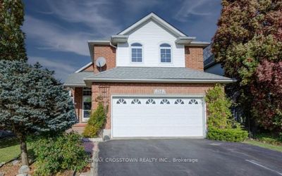 712 Chesapeake Dr, House other with 3 bedrooms, 3 bathrooms and 4 parking in Waterloo ON | Image 2