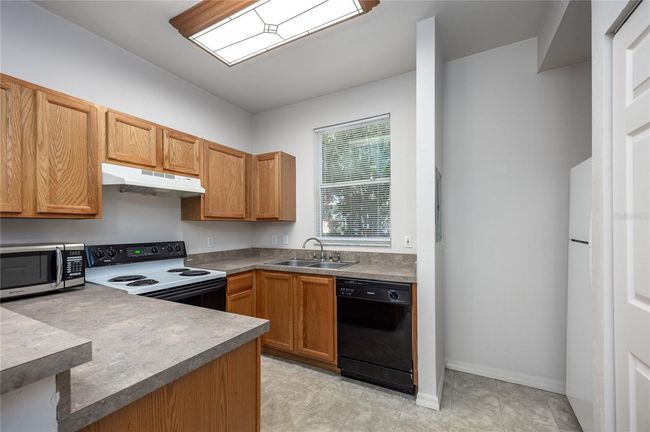 APT-158 - 3510 30 Th Way, Townhouse with 2 bedrooms, 3 bathrooms and null parking in GAINESVILLE FL | Image 16