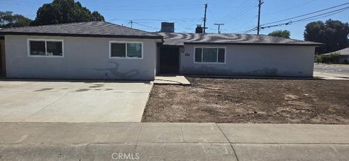 1138 Valley Street, Visalia, CA, 93277 | Card Image