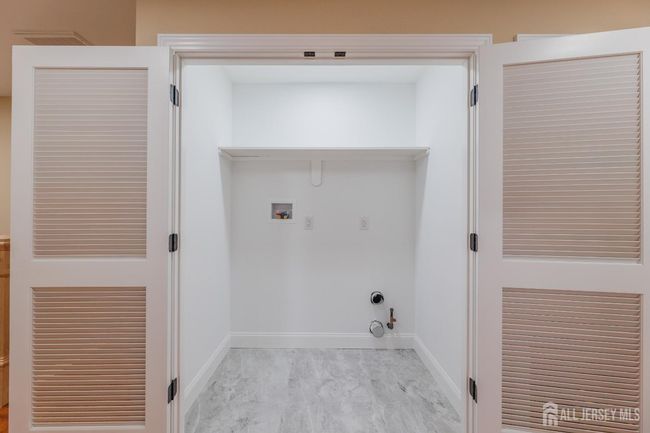 53 Spruce St, House other with 5 bedrooms, 3 bathrooms and null parking in Port Reading NJ | Image 14