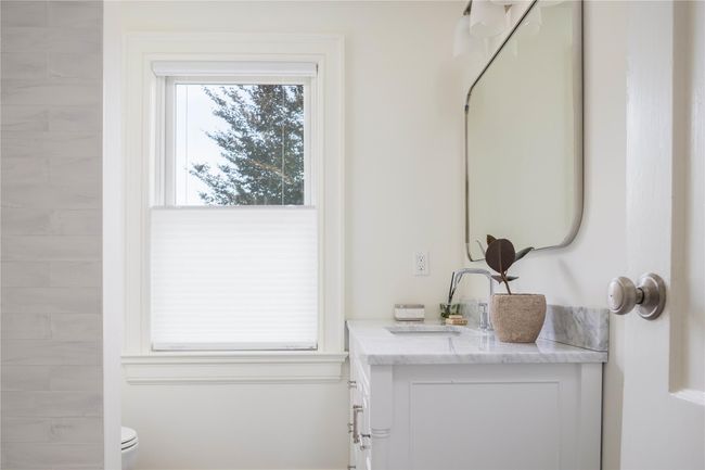 945 New Suffolk Ave, House other with 4 bedrooms, 4 bathrooms and null parking in Mattituck NY | Image 16