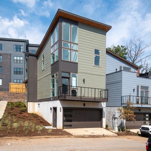 3017 Edwin Cir, Nashville, TN, 37207-5242 | Card Image