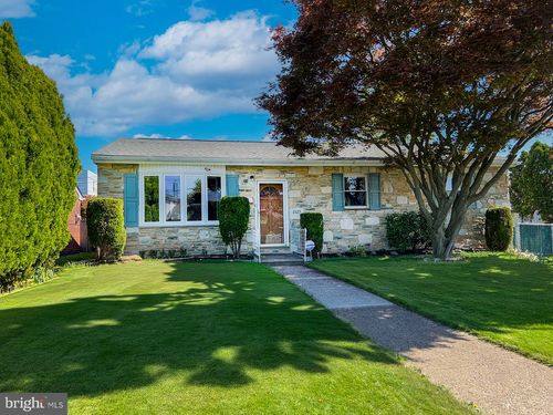 2125 Lott Ave, PHILADELPHIA, PA, 19115-3314 | Card Image