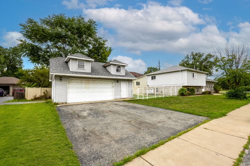 15100 Kostner Ave, Midlothian, IL, 60445-3258 | Card Image