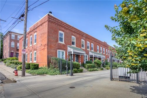 33 E 29th St, Kansas City, MO, 64108-3208 | Card Image