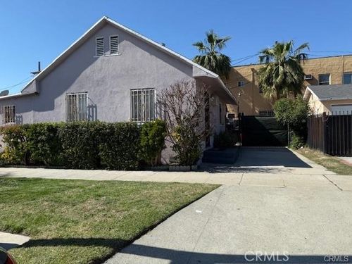 423 S Chevy Chase, Glendale, CA, 91205 | Card Image