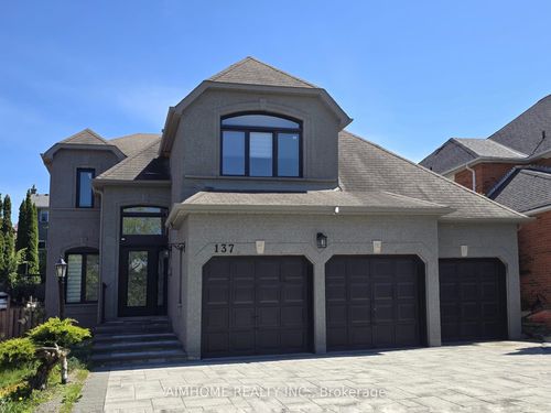 137 Mcclellan Way, Aurora, ON, L4G6M5 | Card Image