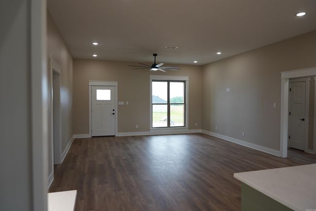 37 High Point Dr, House other with 3 bedrooms, 2 bathrooms and null parking in Greenbrier AR | Image 6