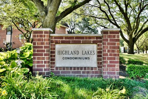 1b-41 E Janata Blvd, Lombard, IL, 60148-5929 | Card Image