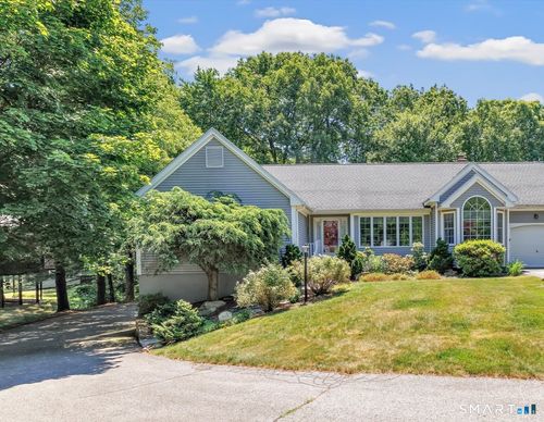 435-435 Navajo Loop, Shelton, CT, 06484-2834 | Card Image