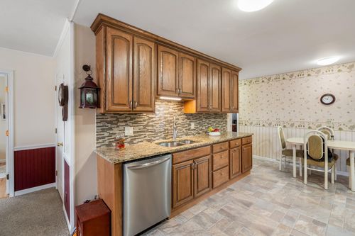 107 Prospect Ave, Maybrook, NY, 12543-1019 | Card Image