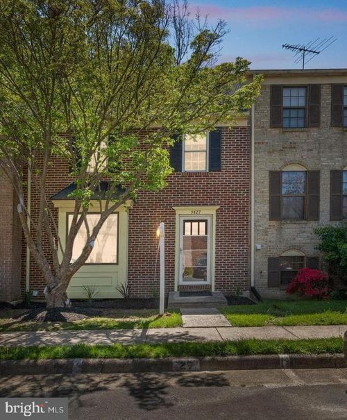 9427 Candleberry Ct, BURKE, VA, 22015-3251 | Card Image