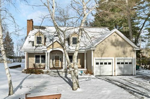 40 Coopers Grove Rd, Kingston, NH, 03848-3340 | Card Image