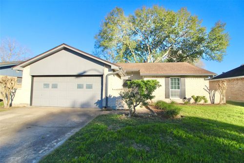 16731 Rippling Mill Dr, Sugar Land, TX, 77498-1931 | Card Image