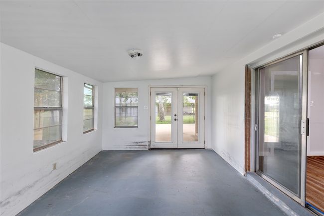 2255 Old Colony Line Rd, House other with 3 bedrooms, 2 bathrooms and 4 parking in Lockhart TX | Image 23