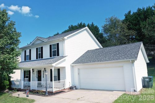 236 17th Ave Se, Hickory, NC, 28602-8994 | Card Image