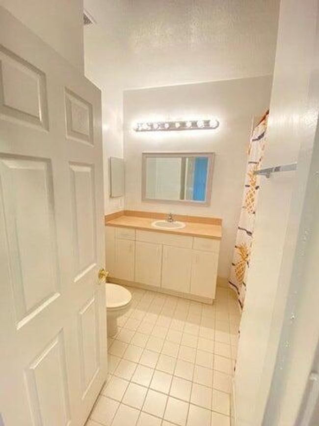 APT-2201 - 2905 Hidden Hills Rd, Condo with 3 bedrooms, 3 bathrooms and null parking in West Palm Beach FL | Image 12