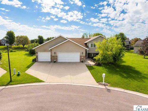 117 Sawgrass Ct, Mankato, MN, 56001-6351 | Card Image