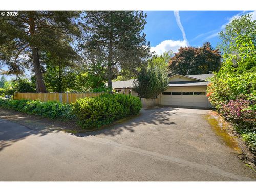 440 Nw Yonia Ct, Hillsboro, OR, 97124-2816 | Card Image