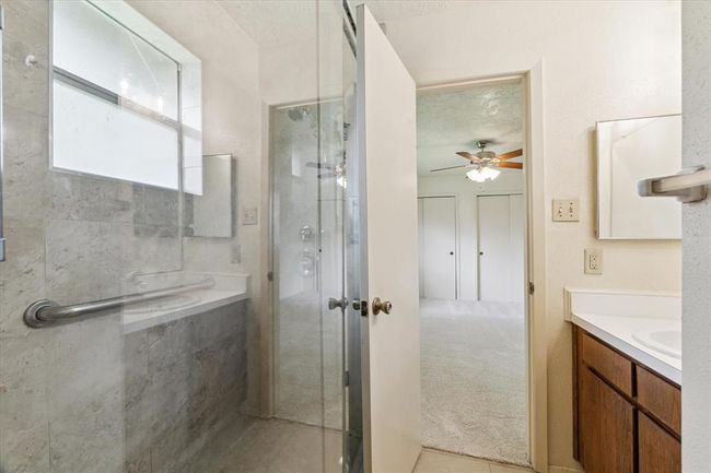 1006 W Brompton Dr, House other with 2 bedrooms, 1 bathrooms and 1 parking in Pearland TX | Image 12