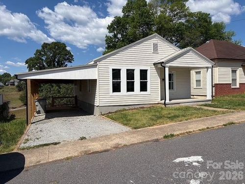 406 Realty St Sw, Lenoir, NC, 28645-5530 | Card Image