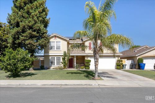 5812 California Spring Dr, Bakersfield, CA, 93313-5135 | Card Image