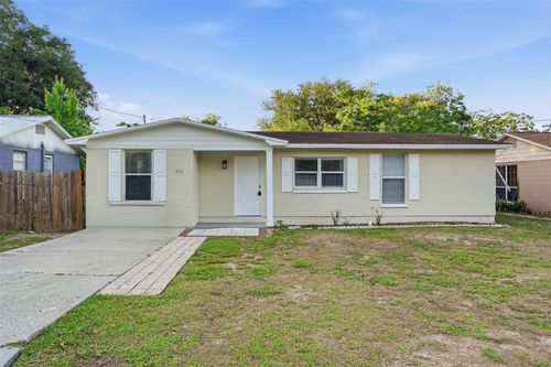 1514 Crest Ave, LEESBURG, FL, 34748-6666 | Card Image