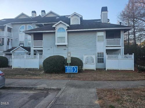 apt-106-4907 Hollenden Dr, Raleigh, NC, 27616-7327 | Card Image