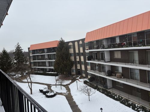 apt-401-9529 Bronx Ave, Skokie, IL, 60077-1364 | Card Image