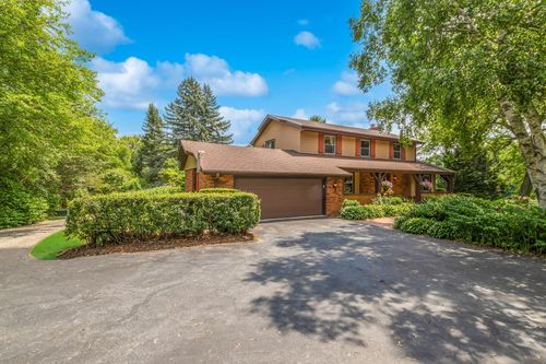 10524 N O Connell Ln, Mequon, WI, 53097-3314 | Card Image