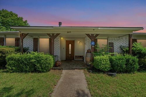 11623 Lochlynn Circle, Dallas, TX, 75228 | Card Image