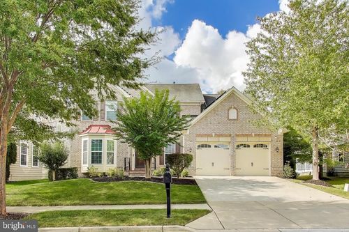 2403 Lake Forest Dr, UPPER MARLBORO, MD, 20774-8942 | Card Image