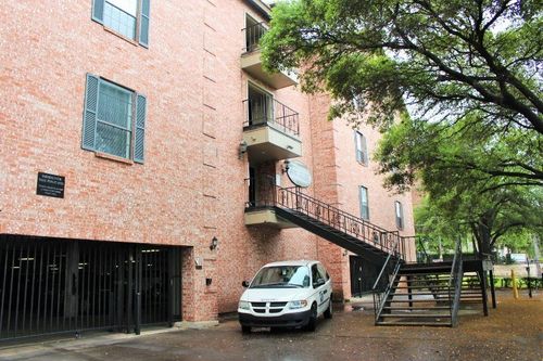 200-2401 Leon Street, Austin, TX, 78705 | Card Image