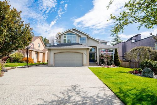 1520 132 B Street, Surrey, BC, V4A6J2 | Card Image