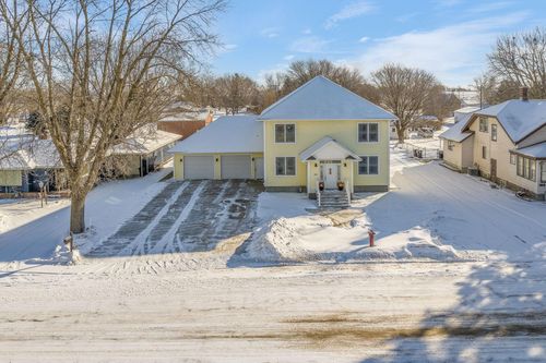 211 Dugan St S, Welcome, MN, 56181-9605 | Card Image