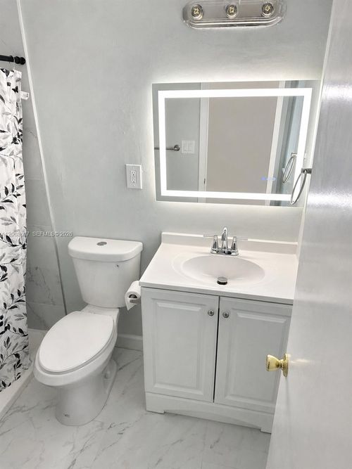 c-2008 S 10th St, Fort Pierce, FL, 34950-5356 | Card Image