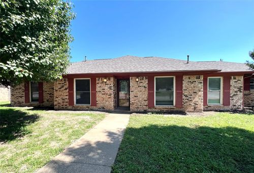 1 Peachtree Pl, Sherman, TX, 75090-2509 | Card Image