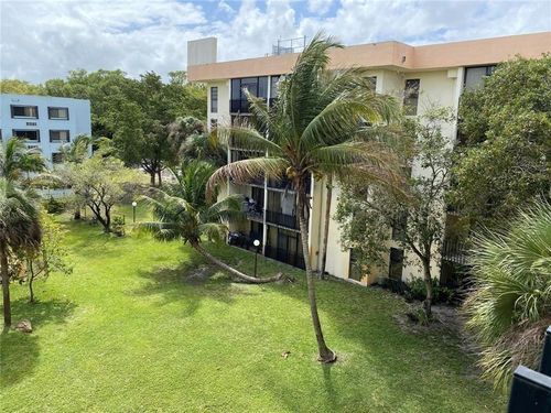 apt-503f-650 Ne 149th St, Miami, FL, 33161-2291 | Card Image
