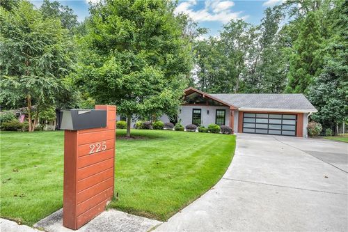 225 Jayne Ellen Way, Alpharetta, GA, 30009-2313 | Card Image