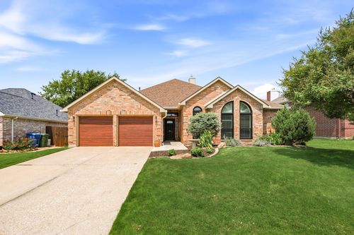 2217 Golden Arrow Dr, Flower Mound, TX, 75028-3562 | Card Image