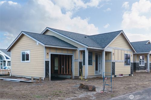 109 7th St Sw, Long Beach, WA, 98631-3783 | Card Image