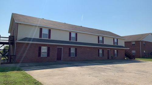 b-3895 Northeast Dr, Clarksville, TN, 37040-6171 | Card Image