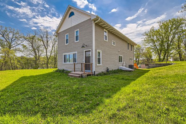 Exterior Rear | Image 21