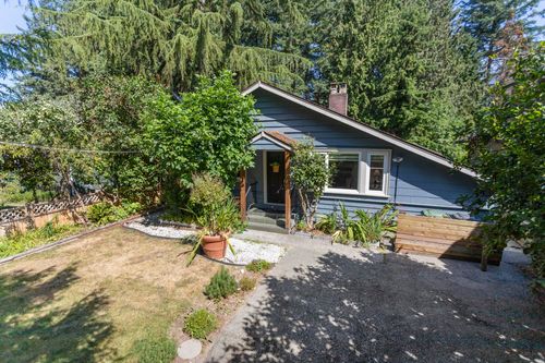 1232 W 21st St, North Vancouver, BC, V7P2C9 | Card Image