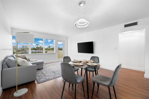 406-401 Golden Isles Dr, Hallandale Beach, FL, 33009-7509 | Card Image