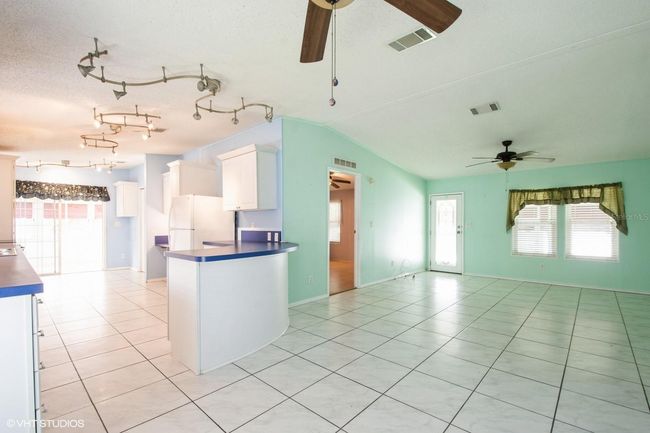 472 Trout Ln, House other with 3 bedrooms, 2 bathrooms and null parking in OLDSMAR FL | Image 13